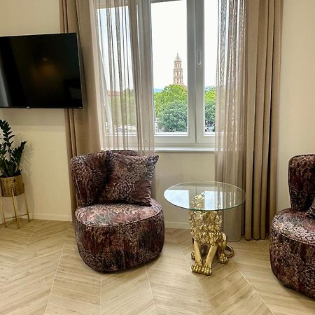 Mariani Luxury Rooms In Center Split Exterior foto